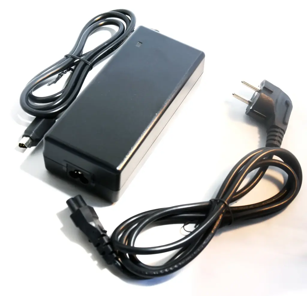 [PHYLIONSF06SJOY48V] Phylion Lader voor Phylion fietsaccu SF-06S Joycube (48V)