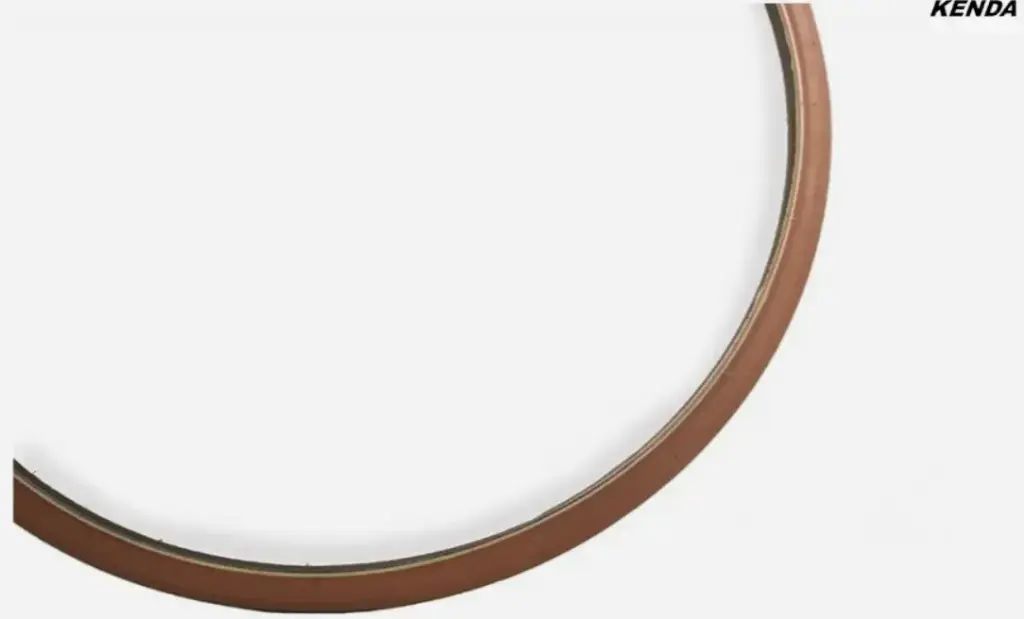 [KENDA44-622REFLECTBROWN] Kenda buitenband 28" donker bruin met reflectieband 44-622 700x42c