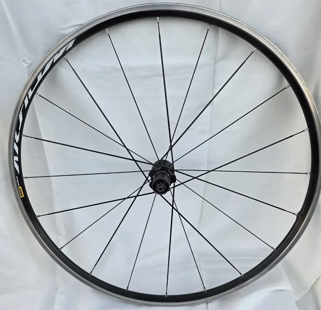 [WH200105] Voorwiel Mavic Aksium 28" 622x17C Zwart