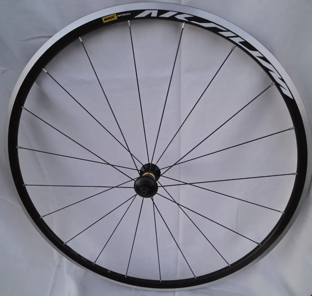 Voorwiel Mavic Aksium 28" 622x17C Road Zwart