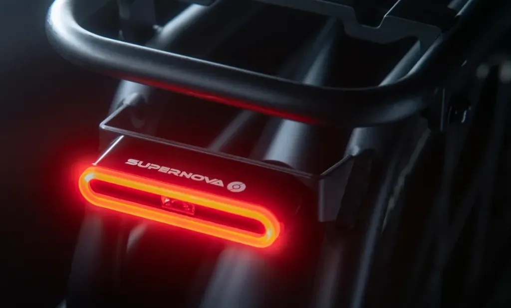 Supernova TL3 PRO achterlicht alu behuizing 32 leds